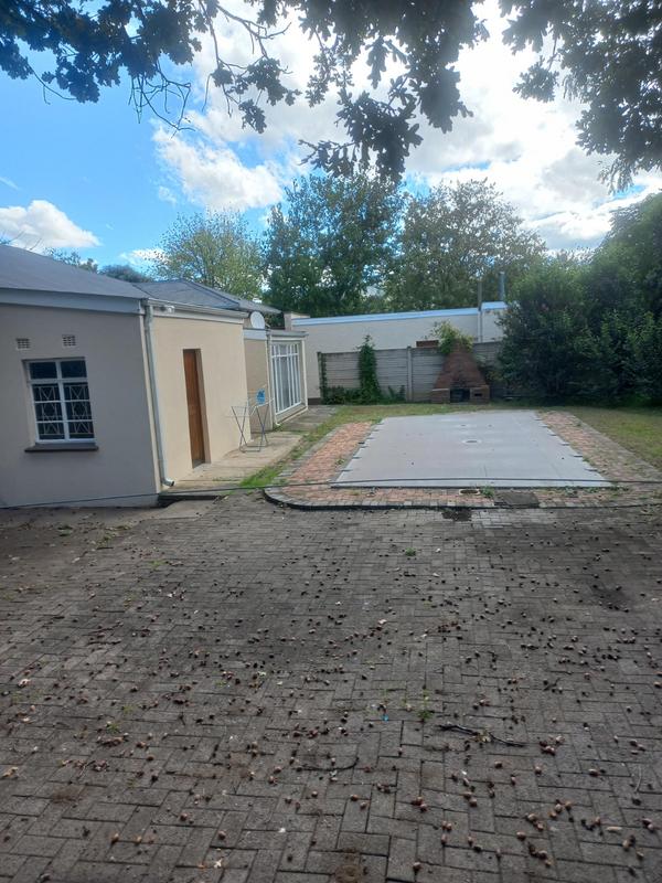 4 Bedroom Property for Sale in Balmoral Eastern Cape